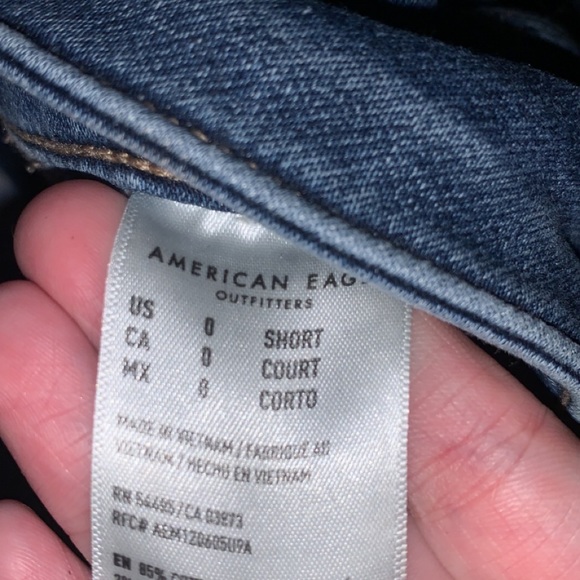 American Eagle Ripped Skinny Jeans - Picture 3 of 3